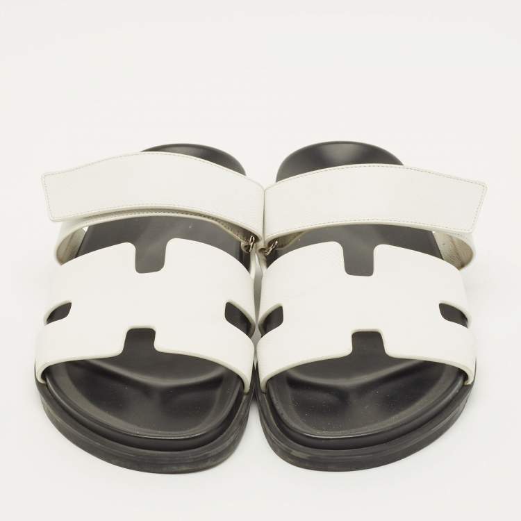 Pre Owned Hermes Chypre Size 40 White Leather Flat Sandals