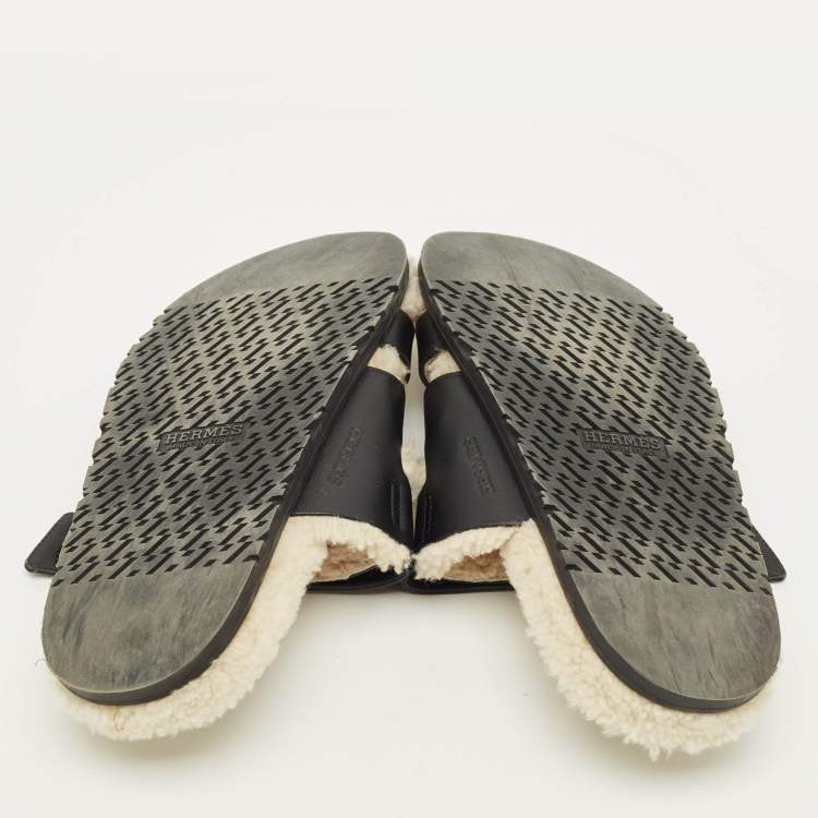 Pre Owned Hermes Chypre Size 40.5 Black/White Leather and Shearling Fur Flat Sandals