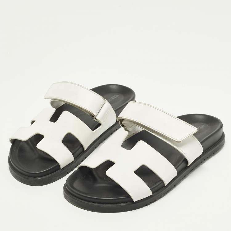 Pre Owned صندل شيبر هيرمس جلد أبيض مقاس 39