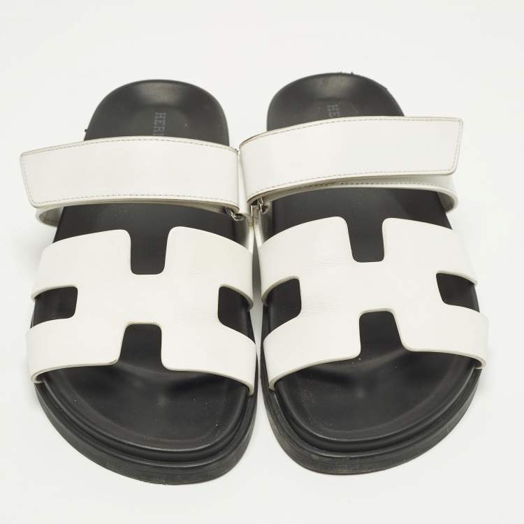 Pre Owned صندل شيبر هيرمس جلد أبيض مقاس 39