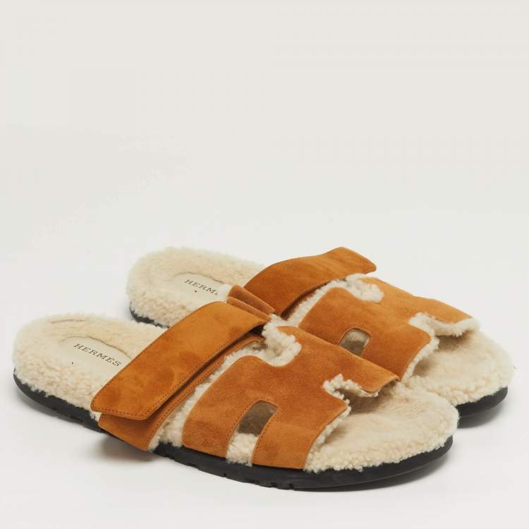 Pre Owned Hermes Chypre Size 42 Tan Shearling Fur and Suede Flat Slide