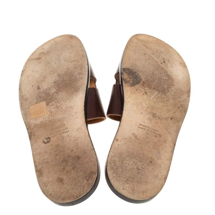 Pre Owned Hermes Brown Leather Izmir Flat Slides Size 42.5