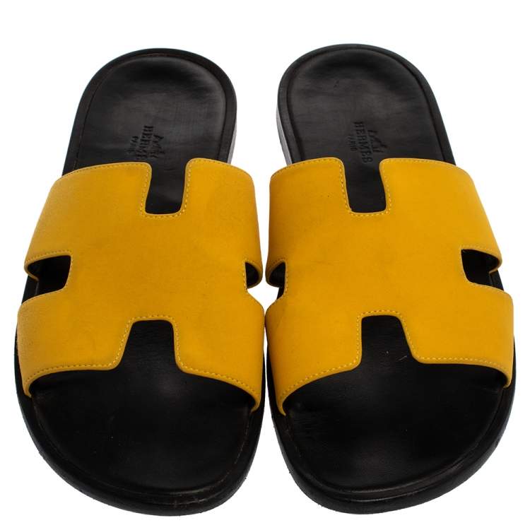 مملوكة مسبقًا Hermes Yellow Fabric Izmir Sandals Size 43