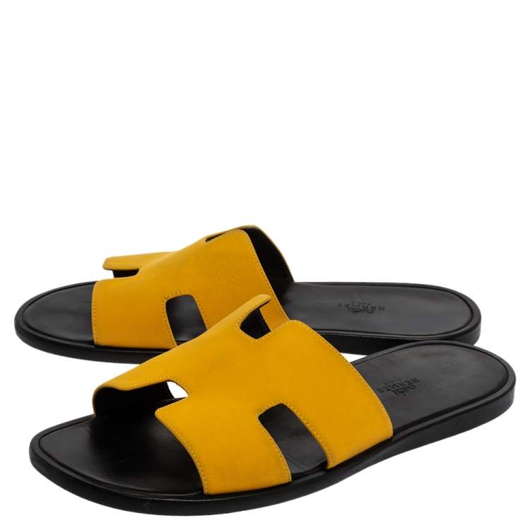 مملوكة مسبقًا Hermes Yellow Fabric Izmir Sandals Size 43