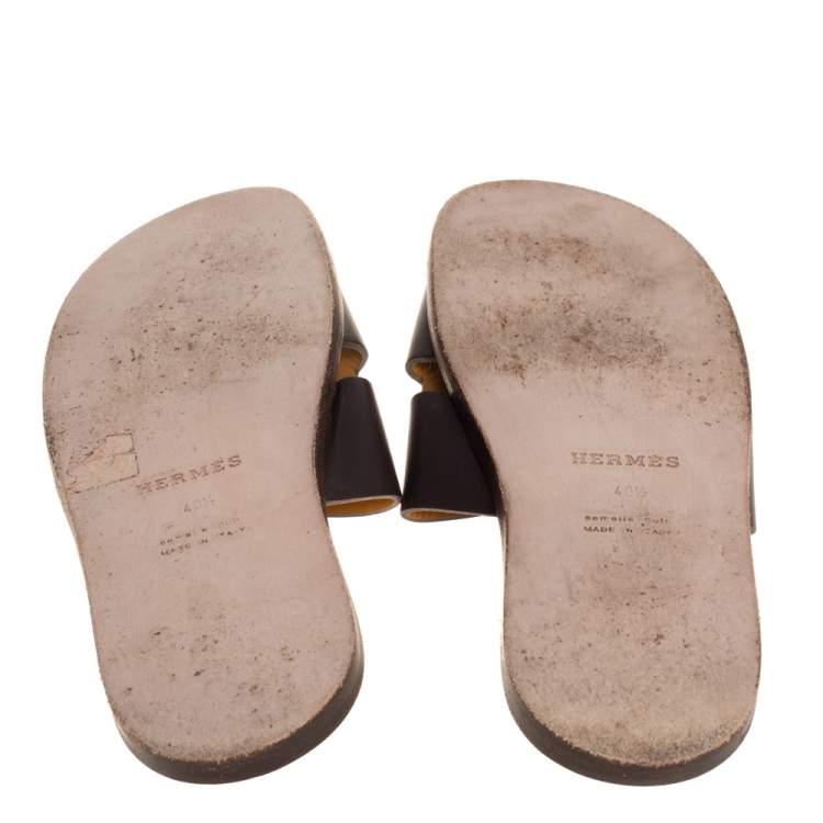 Pre Owned Hermes Dark Brown Leather Izmir Flat Sandals Size 40.5