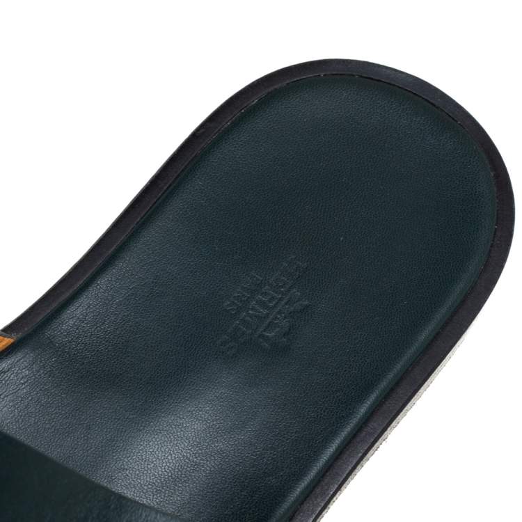 Pre Owned Hermés Green Leather Izmir Flats Sandals Size 41.5