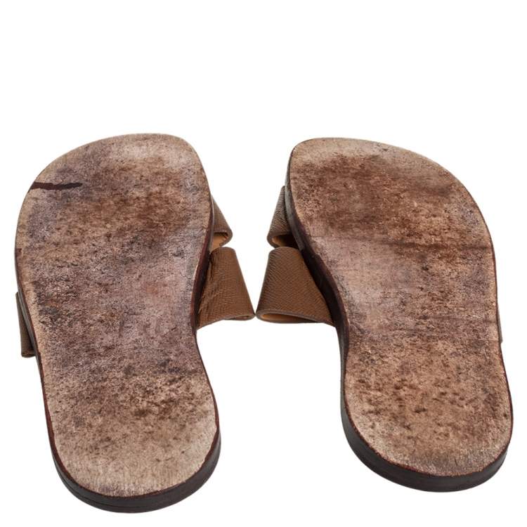 مملوكة مسبقًا Hermes Brown Leather Izmir Flat Slides Size 42.5