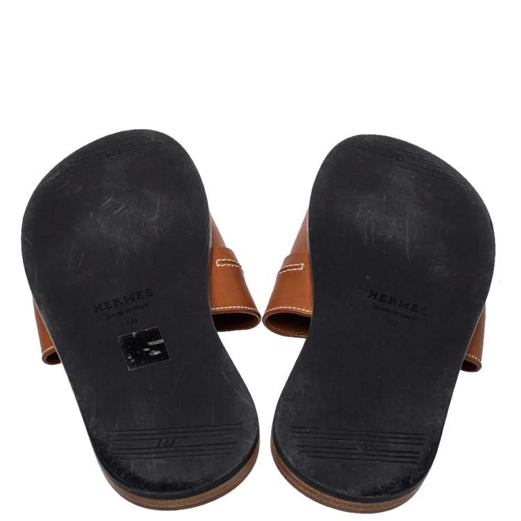Pre Owned Hermes Brown Leather Flat Sandals Size 40