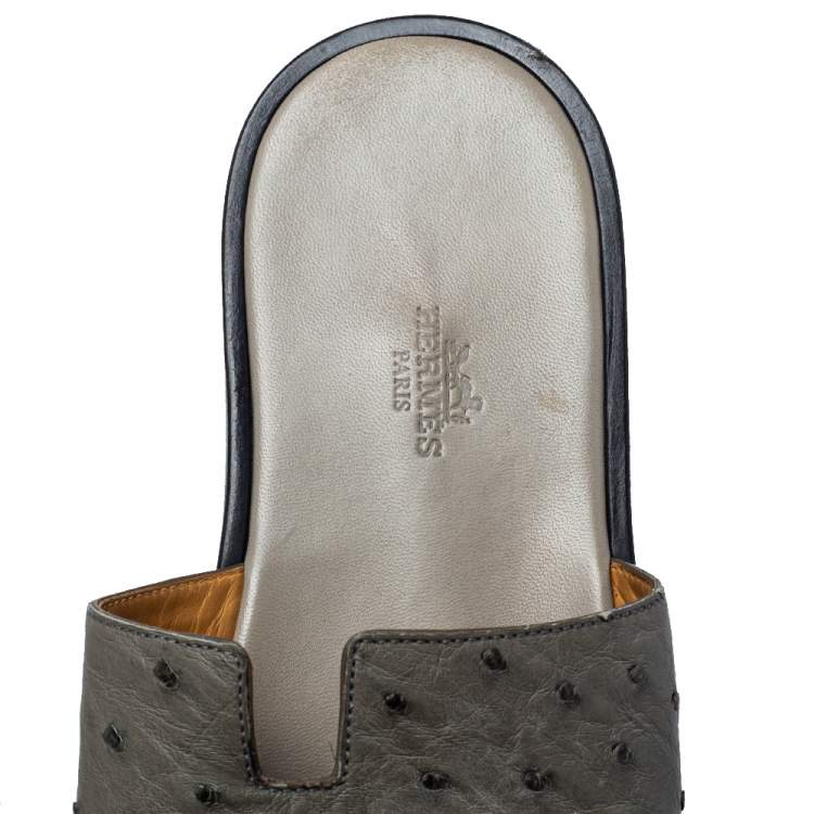Pre Owned Hermes Grey Ostrich Leather Izmir Sandals Size 42