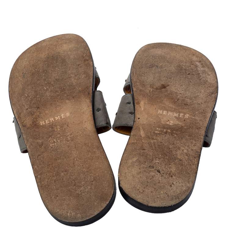 Pre Owned Hermes Grey Ostrich Leather Izmir Sandals Size 42