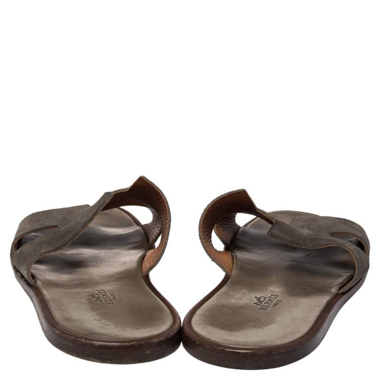 مملوكة مسبقًا Hermès Grey Suede Izmir Flats Size 45