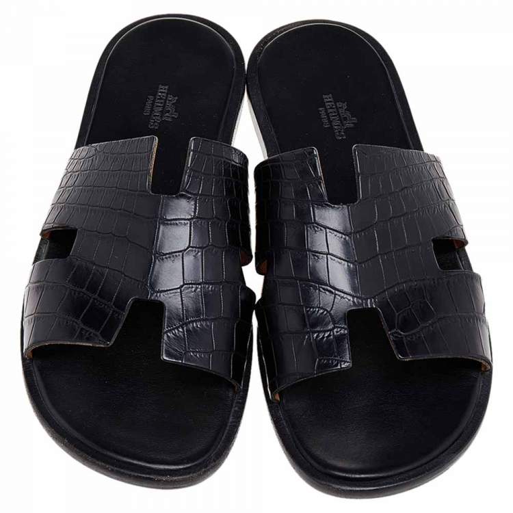 مملوكة مسبقًا Hermes Black Alligator Leather Izmir Flat Sandals Size 43