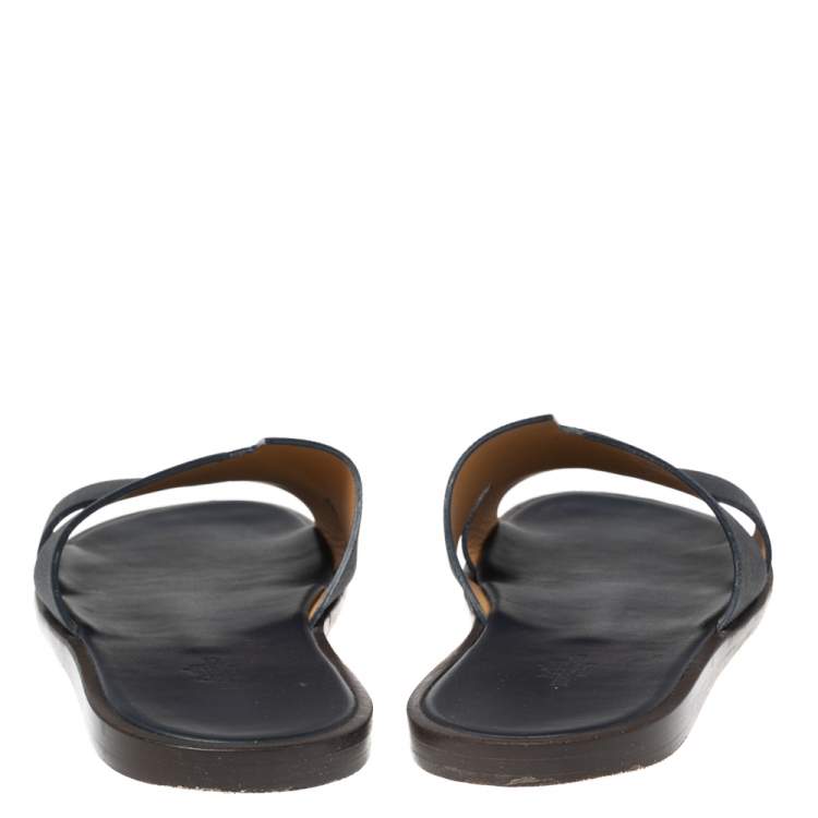 Pre Owned Hermés Dark Blue Leather Izmir Flat Slides Size 42.5