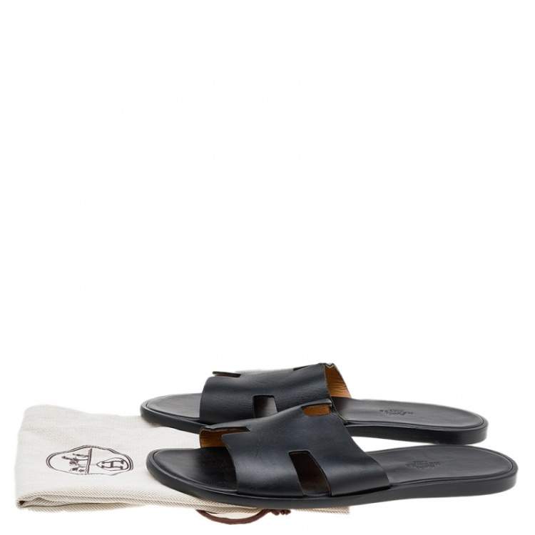 مملوكة مسبقًا Hermes Black Leather Izmir Flat Slides Size 45
