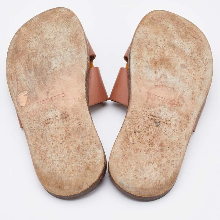 Pre Owned Hermes Brown Leather Izmir Flat Slides Size 42
