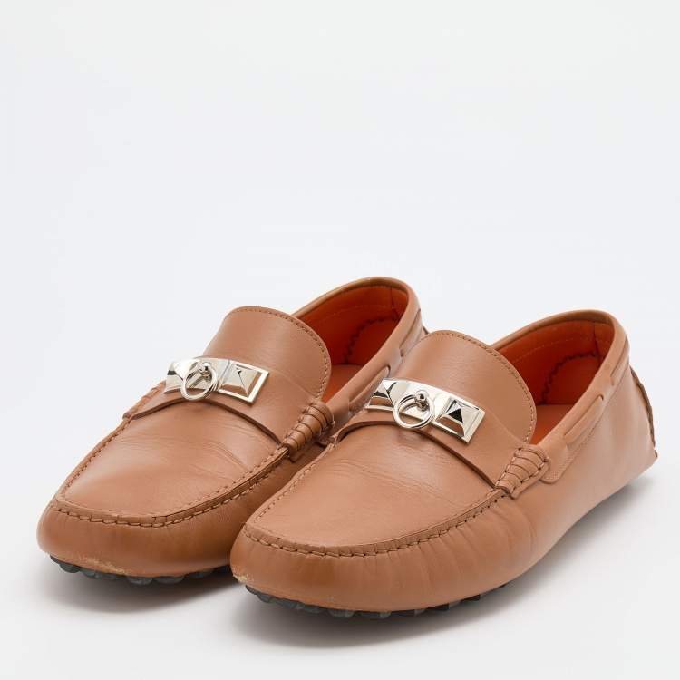 مملوكة مسبقًا Hermès  Brown Leather Irving Loafers Size 42