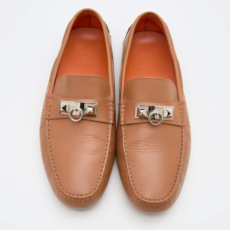 مملوكة مسبقًا Hermès  Brown Leather Irving Loafers Size 42