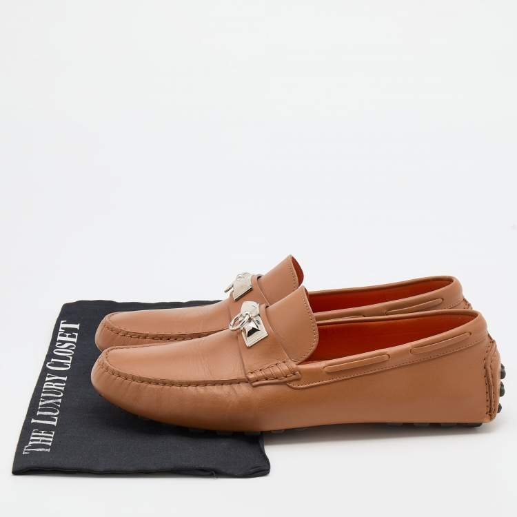 مملوكة مسبقًا Hermès  Brown Leather Irving Loafers Size 42