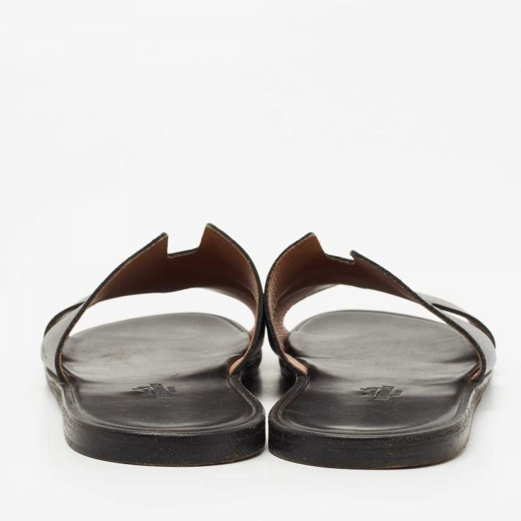 Pre Owned Hermes Black Leather Izmir Flat Slides Size 44