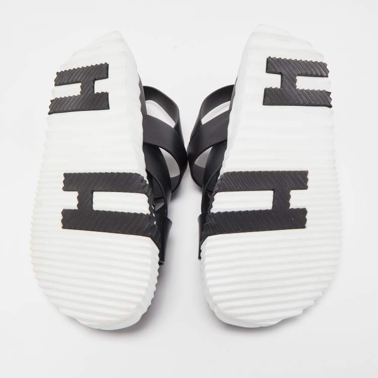 Pre Owned Hermes Black Leather Electric Sandals Size 45