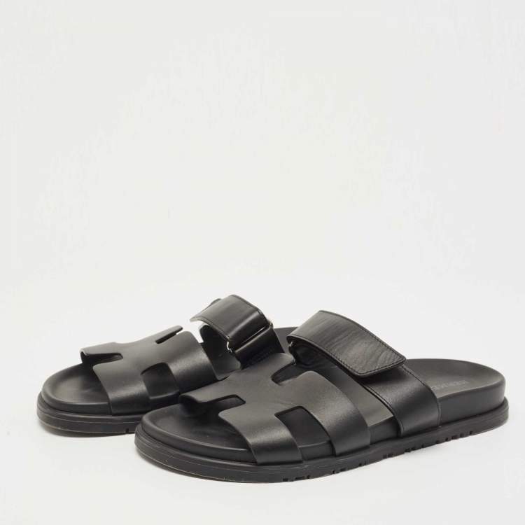 مملوكة مسبقًا Hermes Black Leather Chypre Sandals Size 38