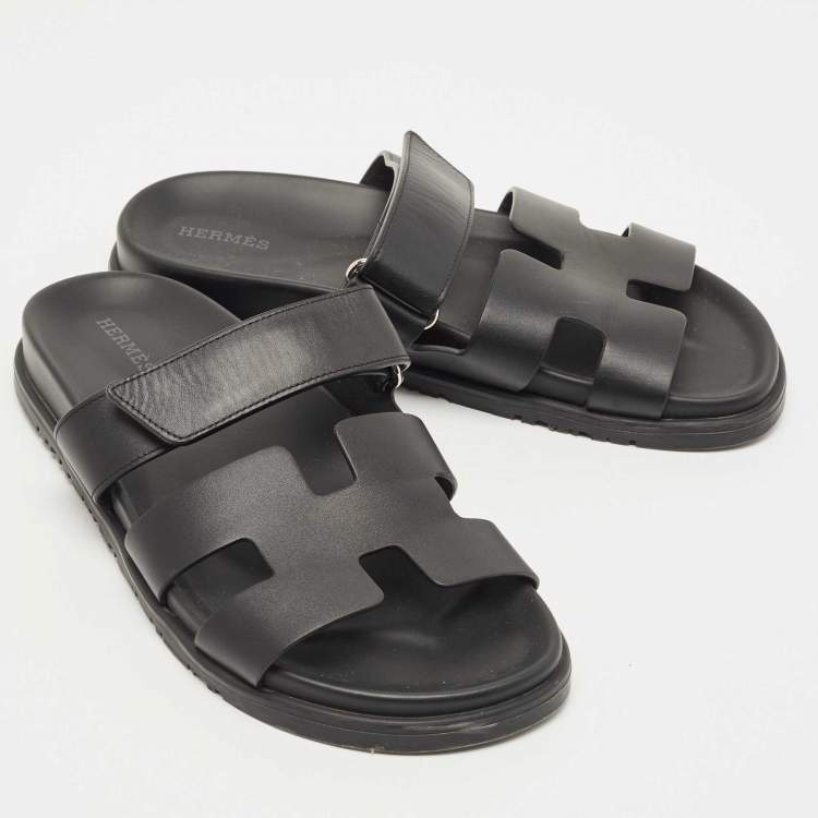 مملوكة مسبقًا Hermes Black Leather Chypre Sandals Size 38