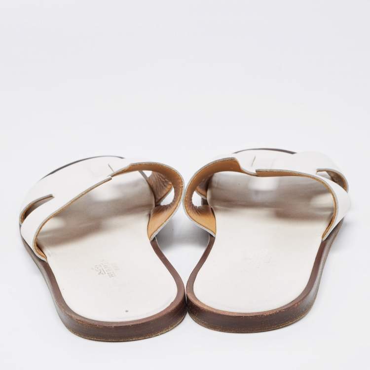 Pre Owned Hermes White Leather Izmir Flat Slides Size 44