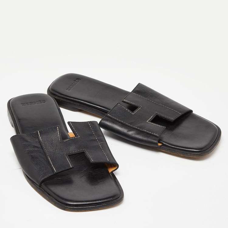 Pre Owned Hermes Black Leather Slides Size 40