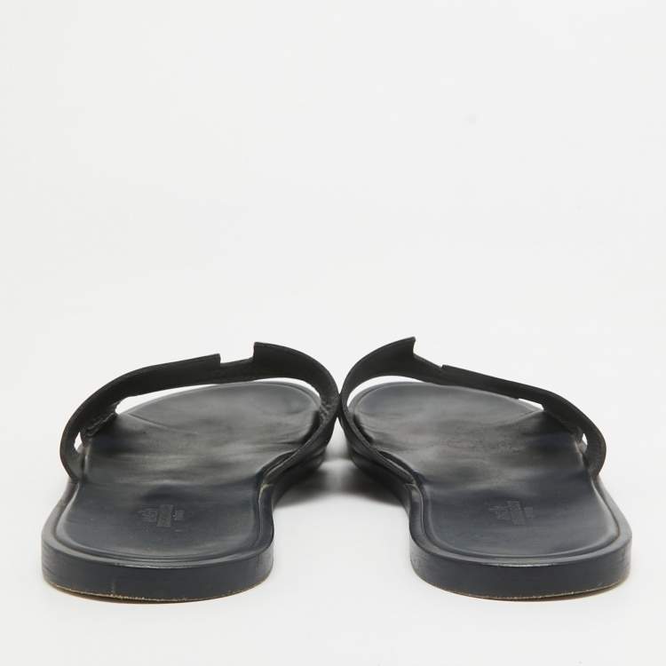 Pre Owned Hermes Navy Blue/Black Leather Izmir Slides Size 44