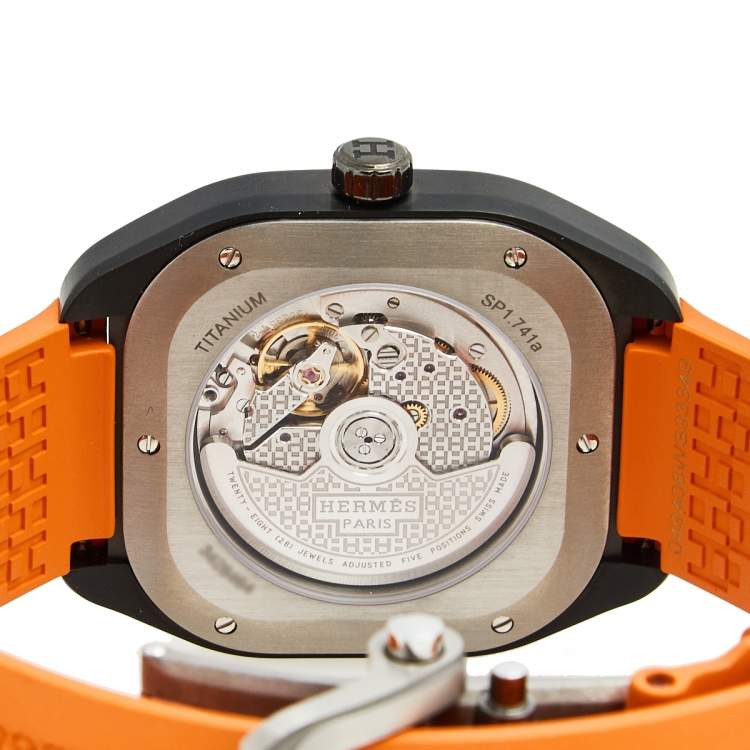 Pre Owned Hermes Black Titanium Rubber H08 W049430WW00 Men's Wristwatch 39 mm