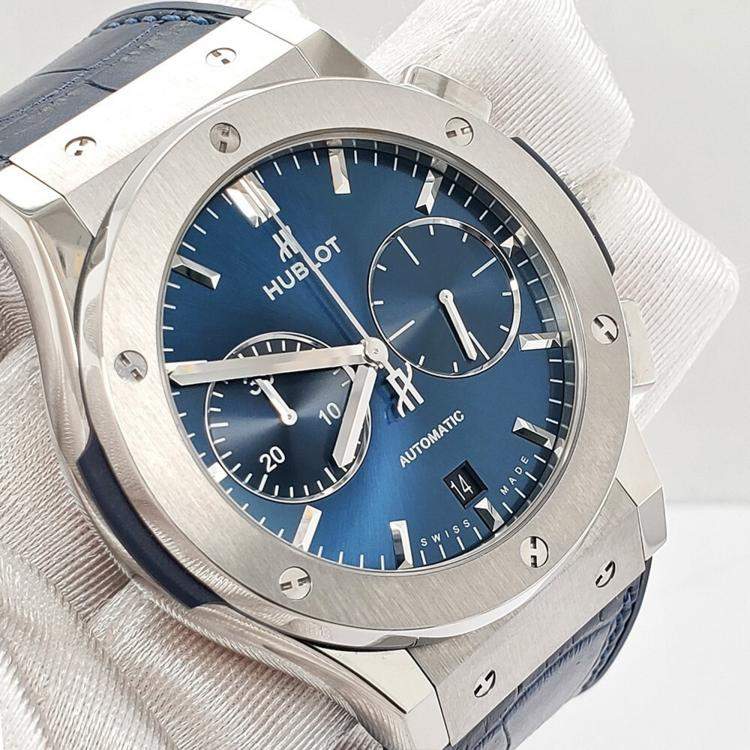 Pre Owned Hublot Classic Fusion 521.NX.7170.LR Automatic Blue Titanium Men's Wristwatch 45 mm