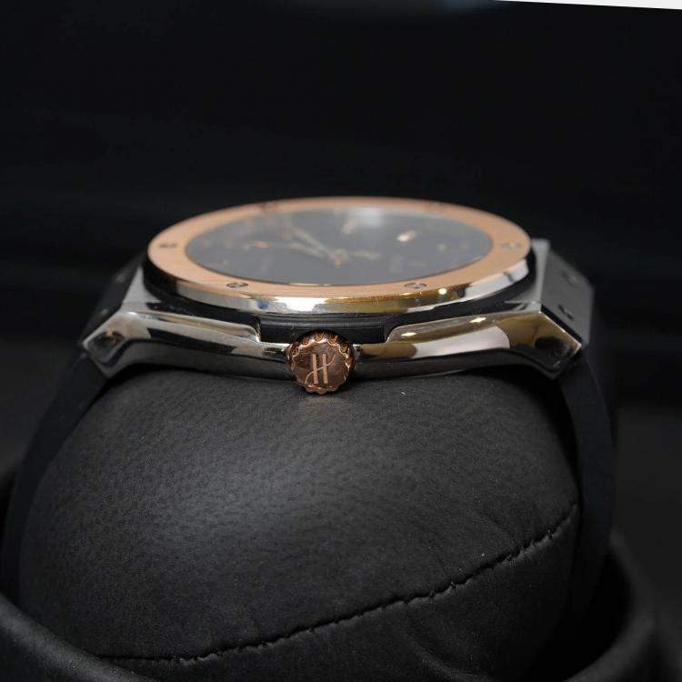 Pre Owned Hublot Classic Fusion 511.NO.1181.RX Automatic Black Titanium Men's Wristwatch 45 mm