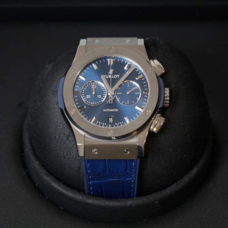 مملوكة مسبقًا Hublot Classic Fusion 541.NX.7170.LR Automatic Blue Titanium Men’s Wristwatch 42 mm