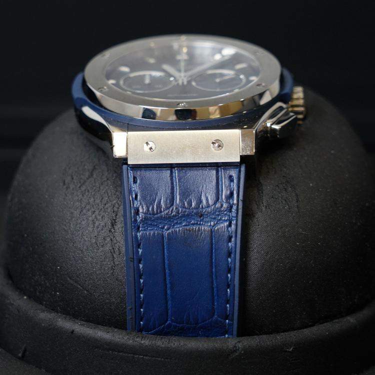 مملوكة مسبقًا Hublot Classic Fusion 541.NX.7170.LR Automatic Blue Titanium Men’s Wristwatch 42 mm