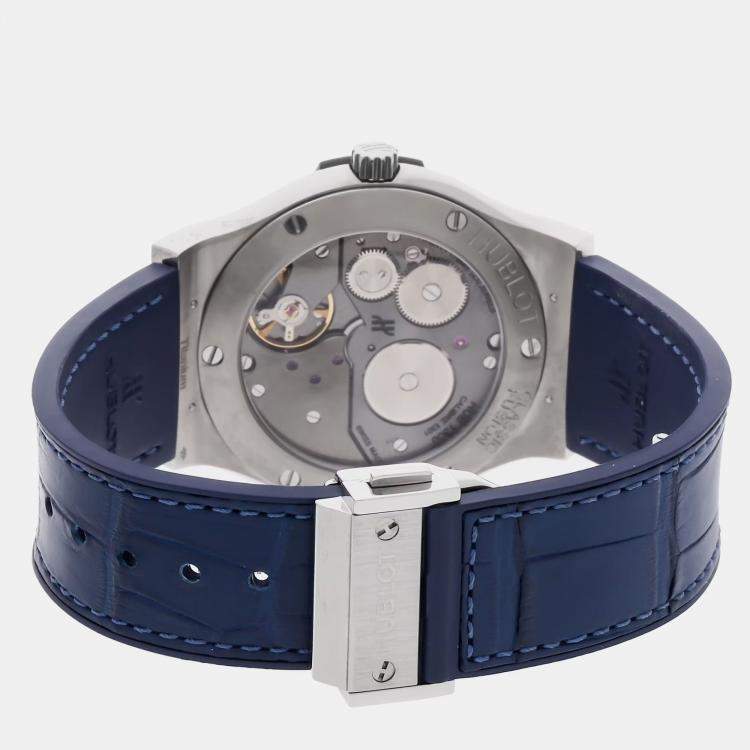 Pre Owned Hublot Classic Fusion 545.NX.2210.LR Manual Winding White Dial Titanium Men's Wristwatch 42mm