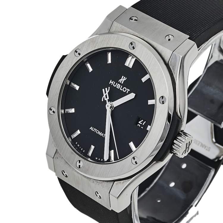 Burberry Watch x Louis Vuitton Belt & Card Case x Titanium Black