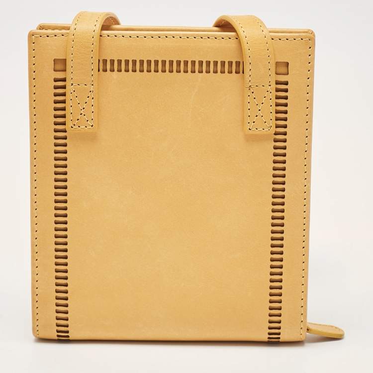Pre Owned Jacquemus Mustard Leather Le Gadjo Strap Wallet