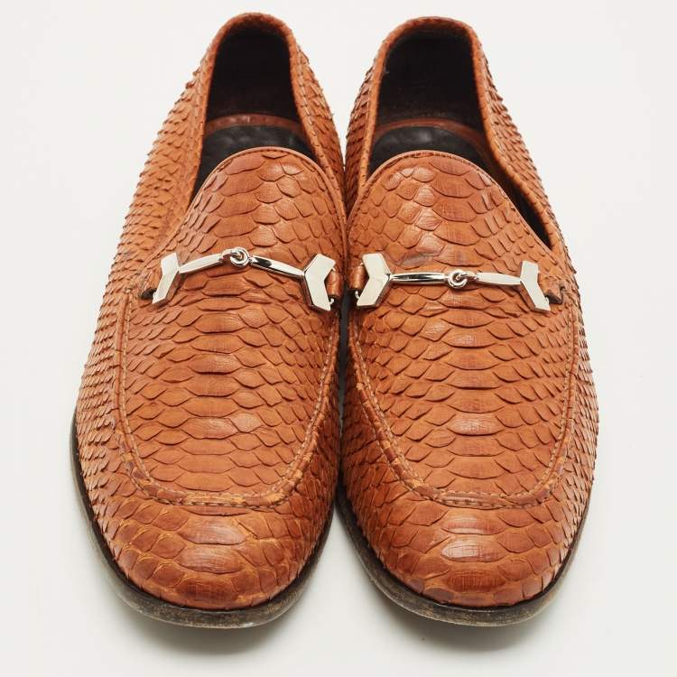 Pre Owned حذاء لوفرز جيمي تشو جلد ثعبان تان سليب أون مقاس 42.5