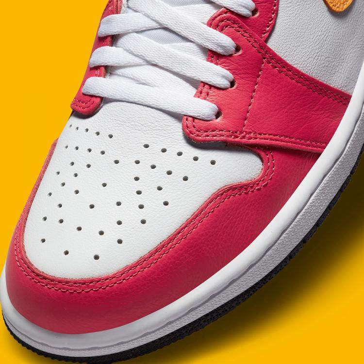 Pre Owned Jordan 1 Retro High OG Light Fusion Red Sneakers Size US 8.5 (EU 42)