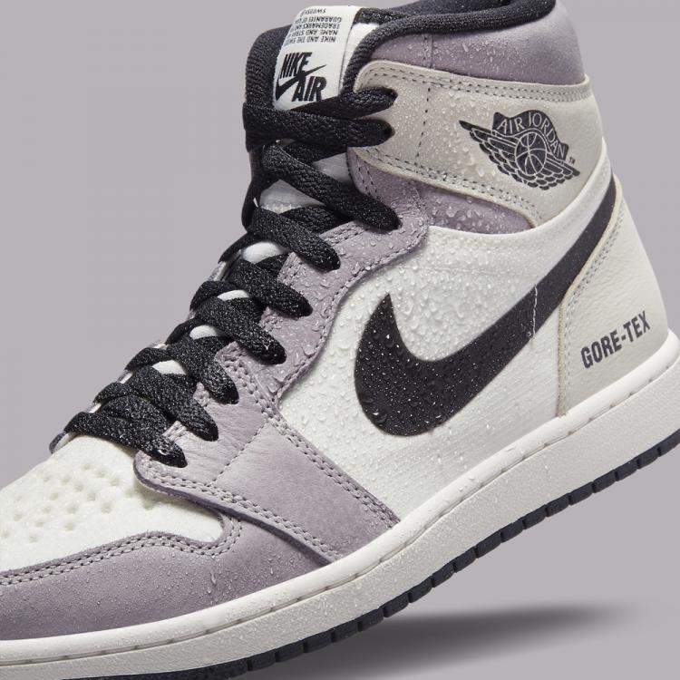Pre Owned Jordan 1 Gore-Tex Light Bone Sneakers Size US 9 (EU 42.5)