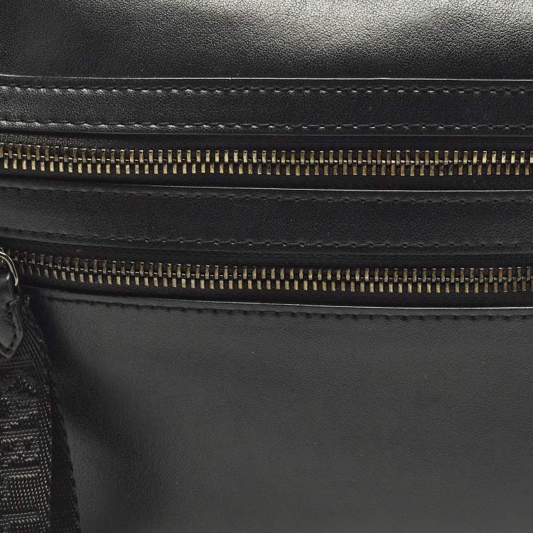 Pre Owned Karl Lagerfeld Double Zip Black Leather Belt Bag