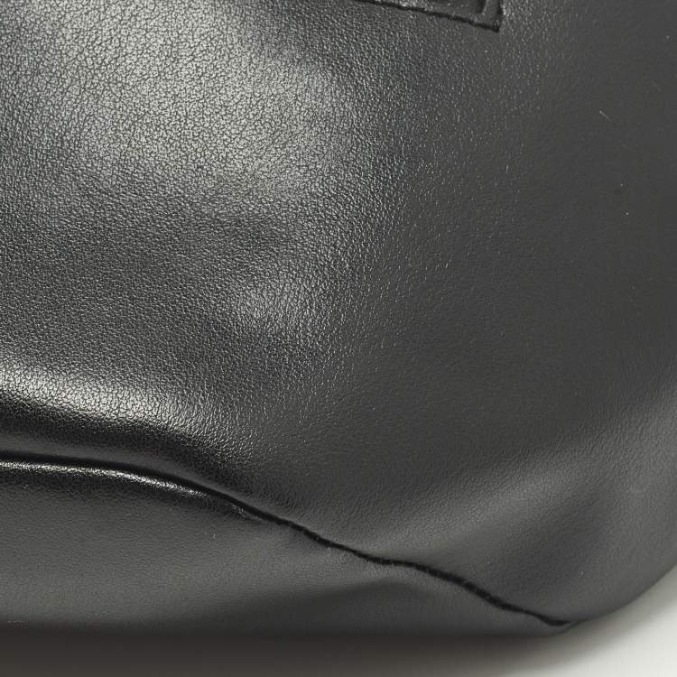 Pre Owned Karl Lagerfeld Double Zip Black Leather Belt Bag