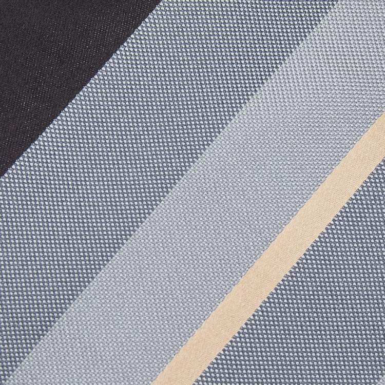 Pre Owned Lanvin Grey Striped Silk Tie