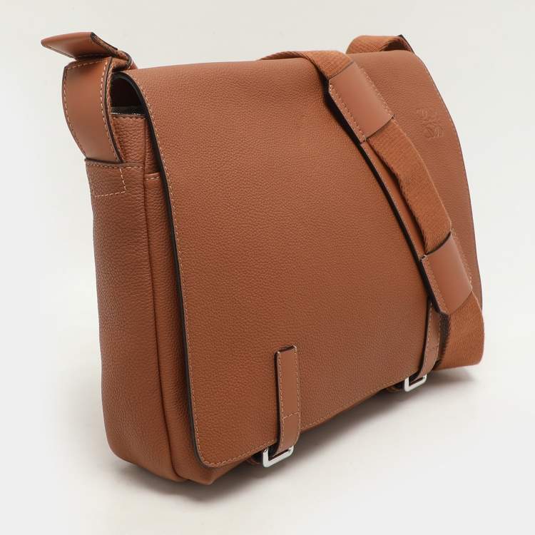 Pre Owned Loewe Brown Full Grain Leather Military Messenger Bag
