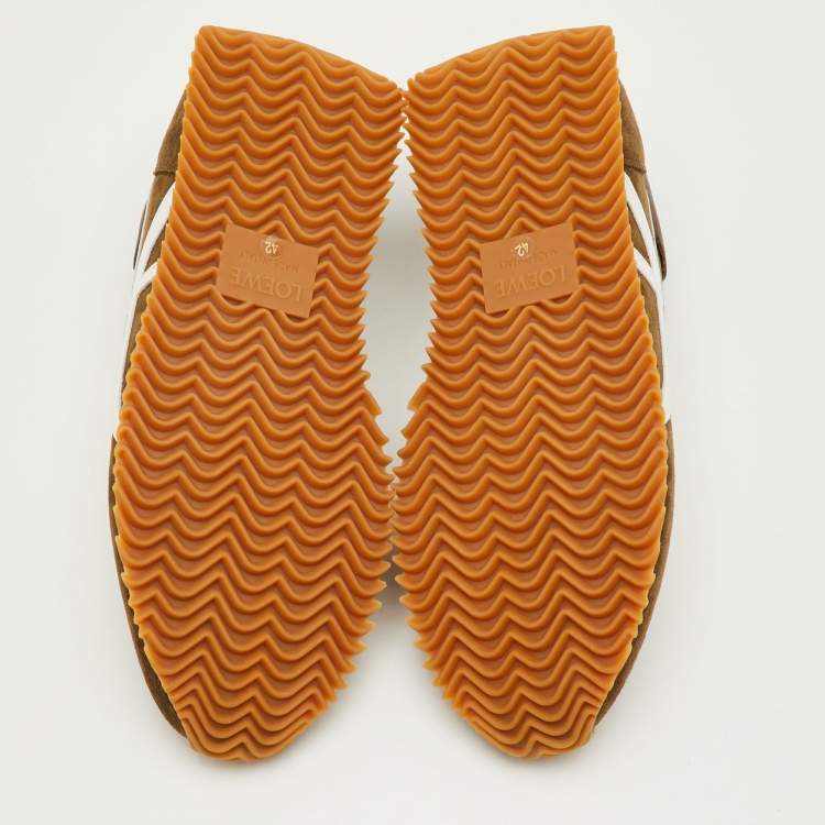 Pre Owned Loewe Flow Runner 2.0 Size 42 Dark Khaki Nylon and Suede Low Top Sneakers