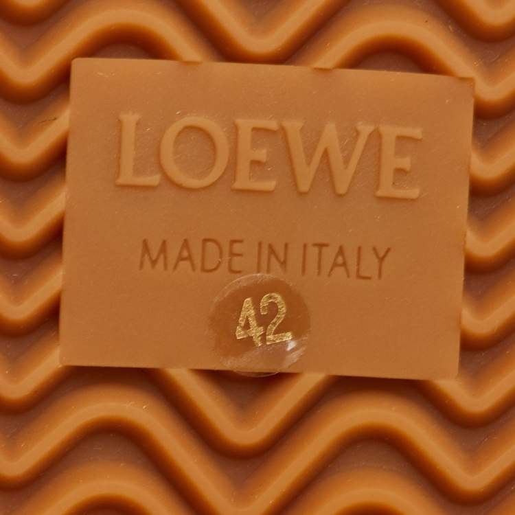 Pre Owned Loewe Flow Runner 2.0 Size 42 Dark Khaki Nylon and Suede Low Top Sneakers