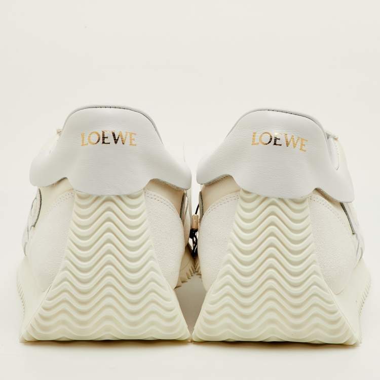 مملوكة مسبقًا Loewe Flow Runner 2.0 Size 42 White Nylon and Suede Low Top Sneakers