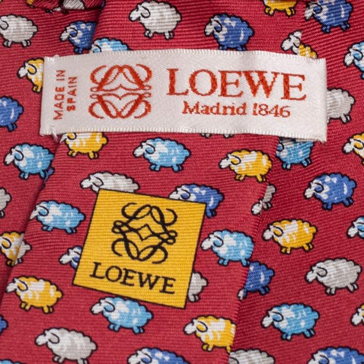 Pre Owned Loewe Vintage Red Sheep Print Classic Silk Tie 