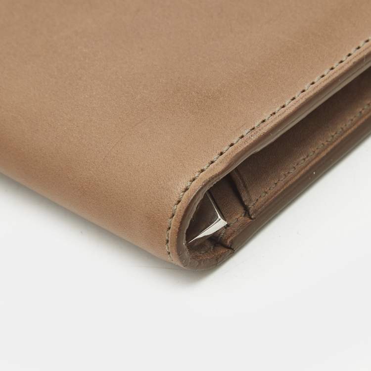 Pre Owned Loro Piana Brown Leather Bifold Wallet