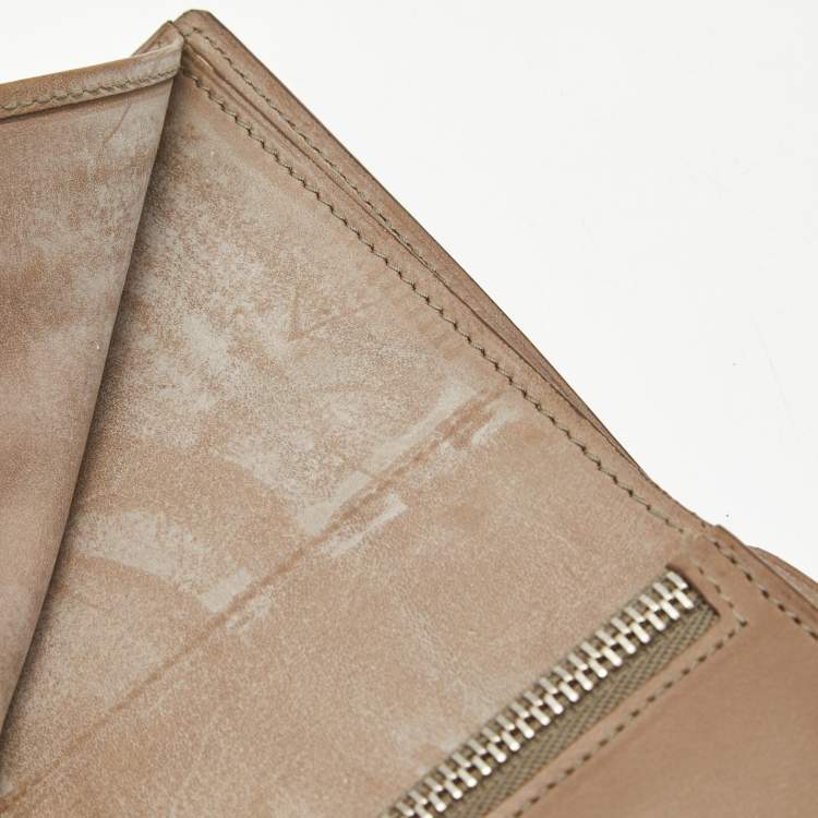 Pre Owned Loro Piana Brown Leather Bifold Wallet